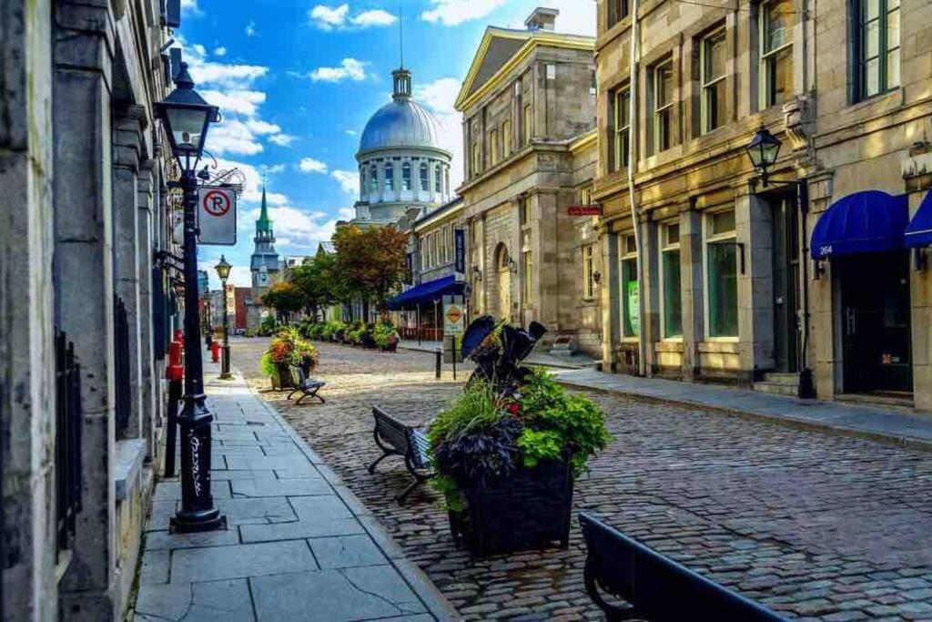 Mind Blowing City View - 2 Beds - Pool & Spa - Downtown Montreal Exterior photo